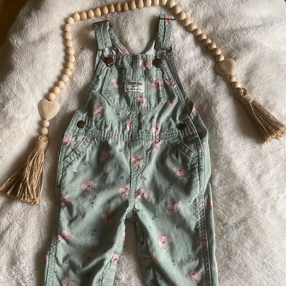 Oshkosh 18m dungarees - Picture 1 of 1